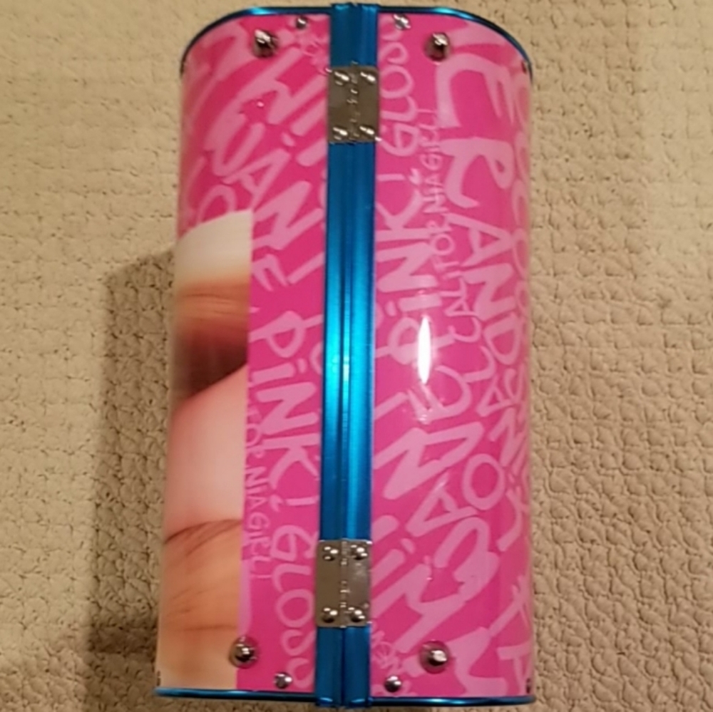 Barbie Travel Case + Inside Surprises - Picture 6 of 8